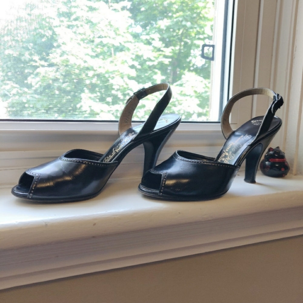 DeLiso Debs ❤️ 7 pumps